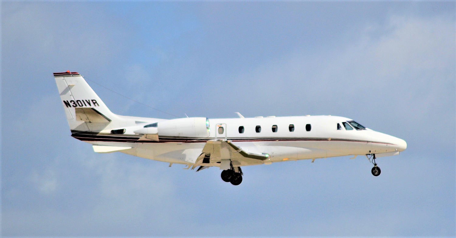 N301VR/N301VR Corporate Cessna 560XL Citation Excel Photo by Warthog1 - AVSpotters.com