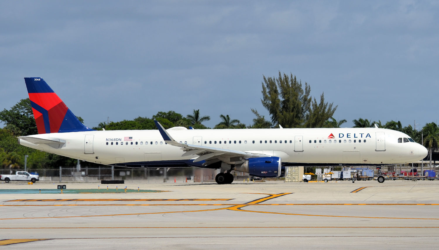 N368DN/N368DN Delta Air Lines Airbus A321-211(SL) Photo by Warthog1 - AVSpotters.com