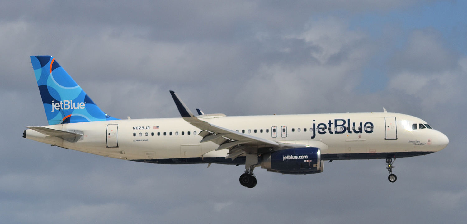 N828JB/N828JB JetBlue Airways Airbus A320-232(SL) Photo by Warthog1 - AVSpotters.com