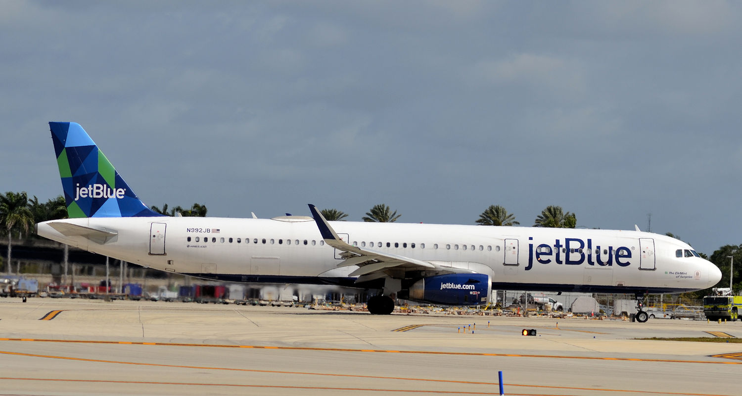 N992JB/N992JB JetBlue Airways Airbus A321-231(SL) Photo by Warthog1 - AVSpotters.com