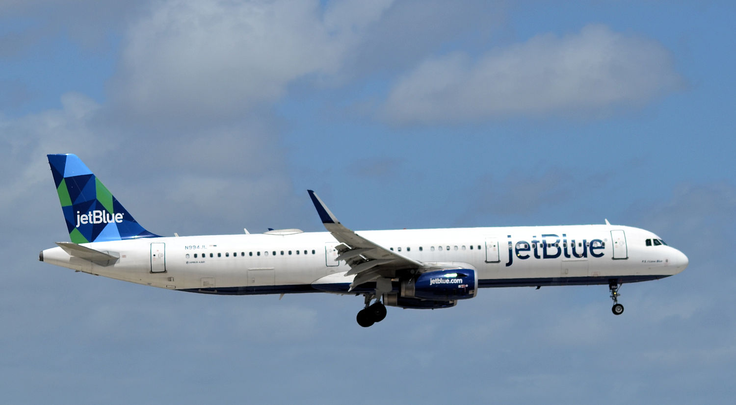 N994JL/N994JL JetBlue Airways Airbus A321-231(SL) Photo by Warthog1 - AVSpotters.com