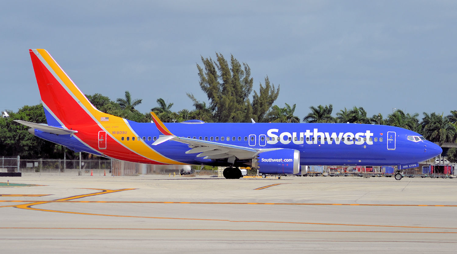 N1809U/N1809U Southwest Airlines Boeing 737-MAX8 Photo by Warthog1 - AVSpotters.com