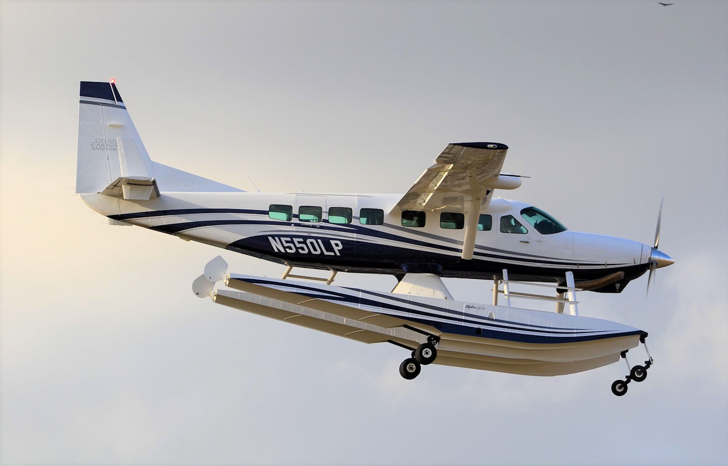 N550LP/N550LP Corporate Cessna 208 Caravan Airframe Information - AVSpotters.com