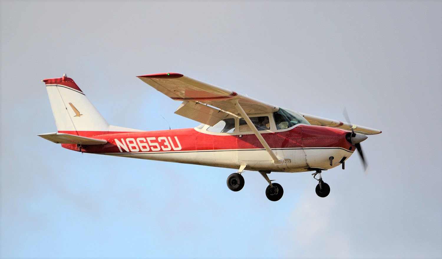 N8653U/N8653U Private Cessna 172 Skyhawk Airframe Information - AVSpotters.com