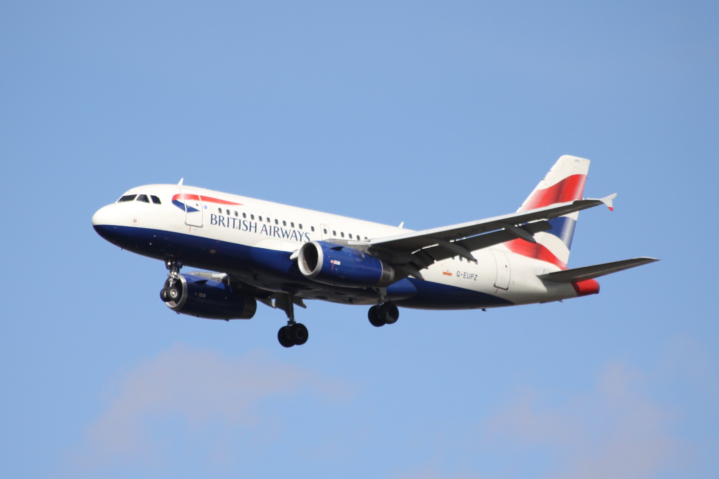 G-EUPZ/GEUPZ British Airways Airbus A319-131 Photo by grahamepage - AVSpotters.com