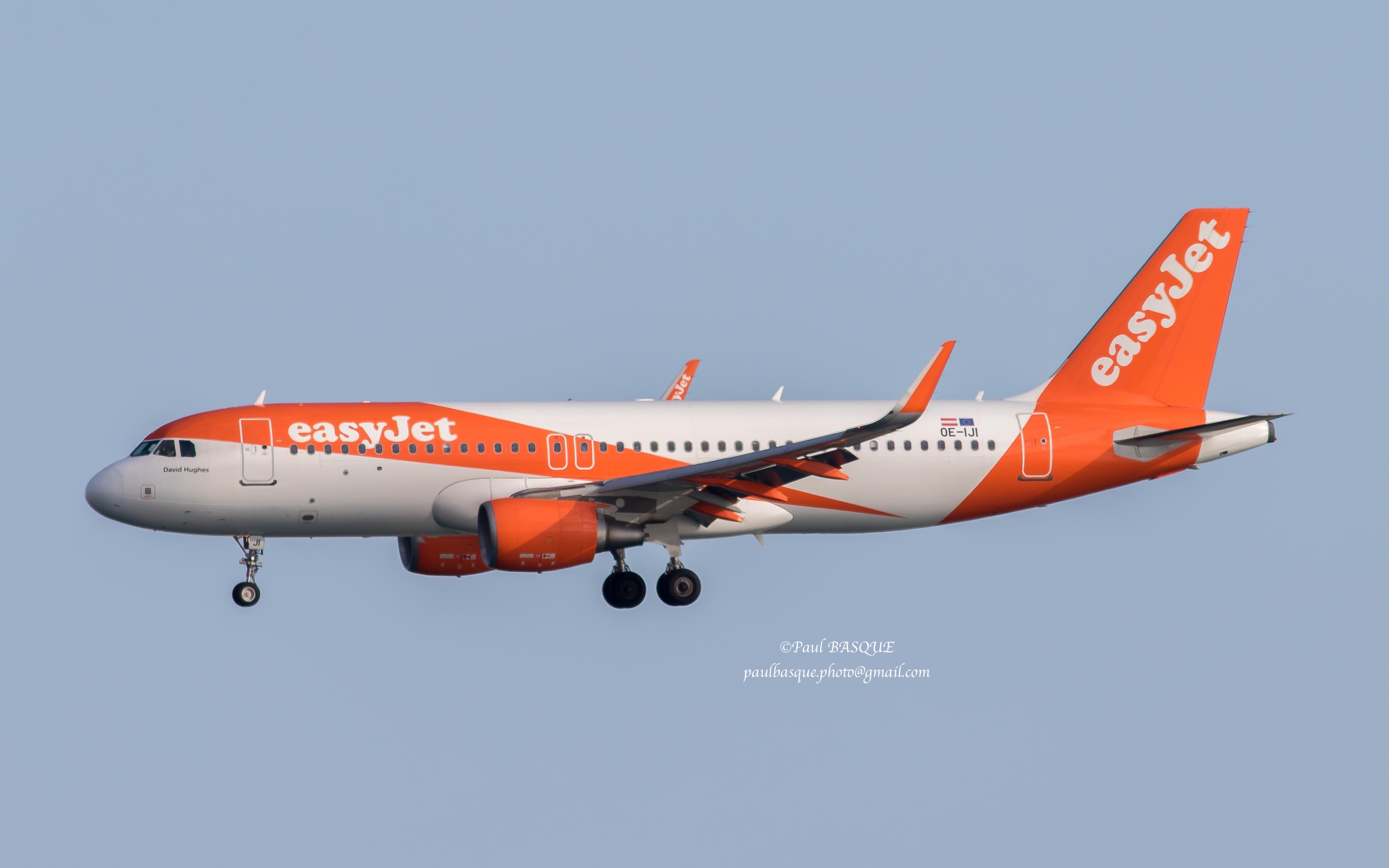 OE-IJI/OEIJI easyJet Europe Airbus A320-214(SL) Photo by Erazkiel - AVSpotters.com