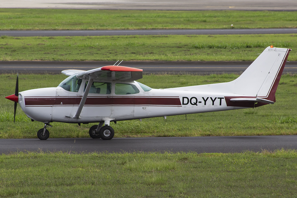 DQ-YYT/DQYYT Private Cessna 172 Skyhawk Airframe Information - AVSpotters.com