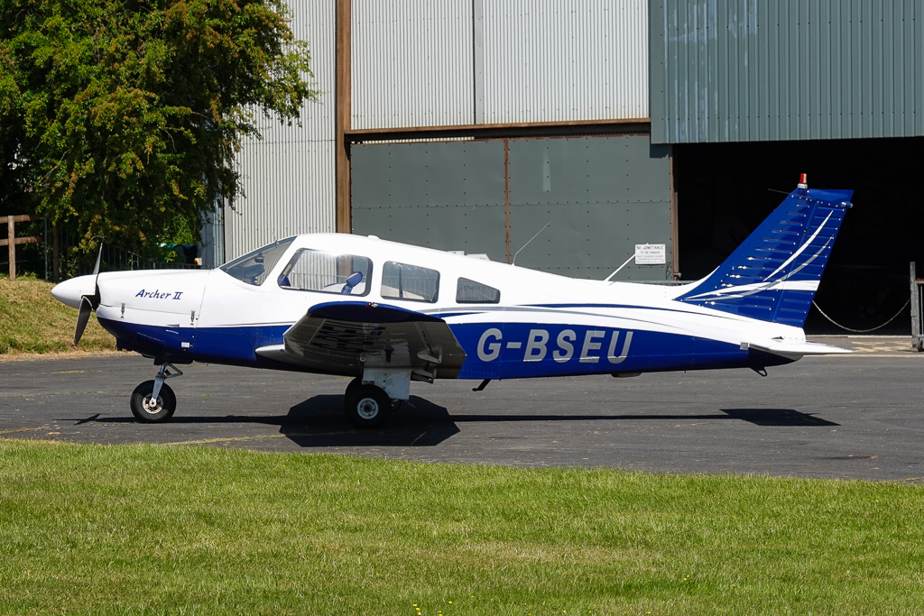 G-BSEU/GBSEU Private Piper PA-28 Cherokee Airframe Information - AVSpotters.com