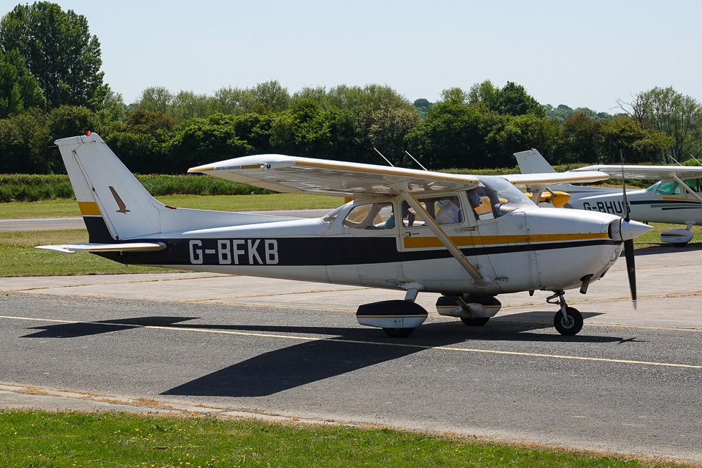 G-BFKB/GBFKB Private Cessna 172 Skyhawk Airframe Information - AVSpotters.com