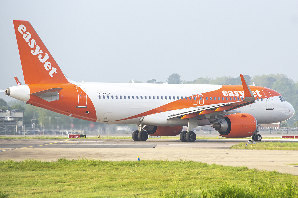 G-UJEB/GUJEB easyJet Airbus A320neo Airframe Information - AVSpotters.com