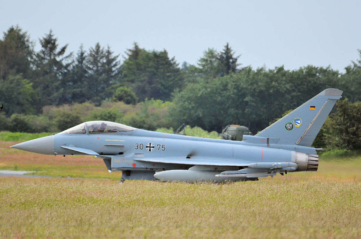 30+75/30+75 German Air Force Eurofighter Typhoon EF2000 Photo by Warthog1 - AVSpotters.com