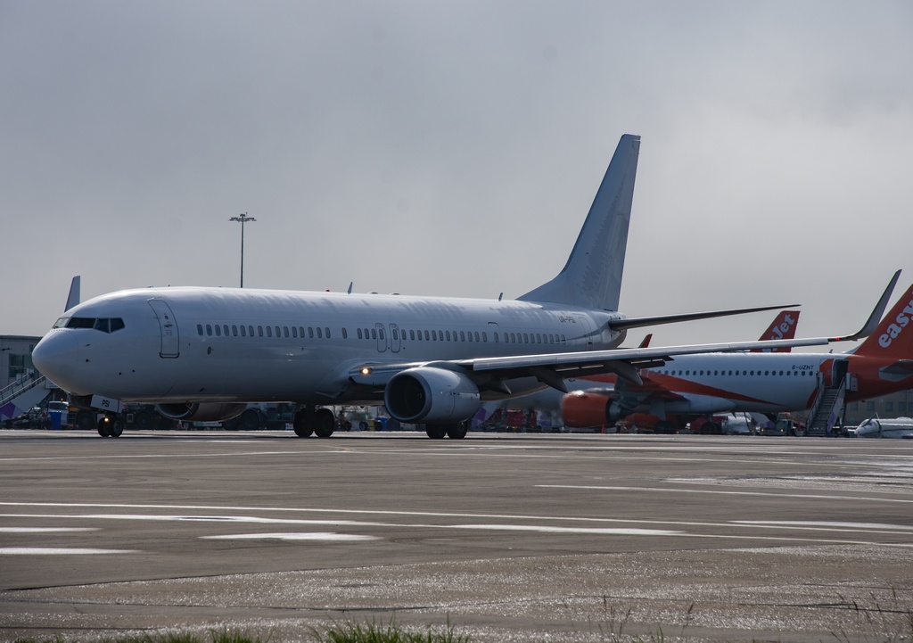 UR-PSI/URPSI FlyOne Boeing 737-9KVER(WL) Photo by Ayronautica - AVSpotters.com