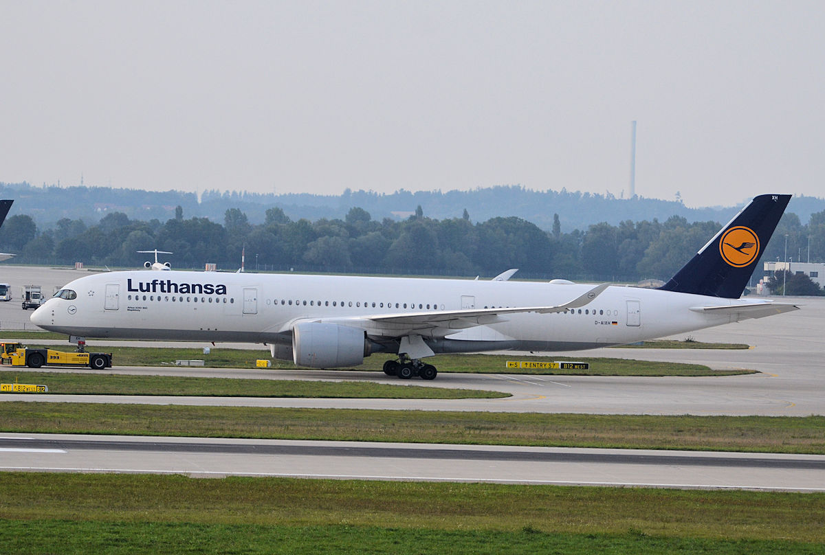 D-AIXH/DAIXH Lufthansa Airbus A350-941 Photo by Warthog1 - AVSpotters.com