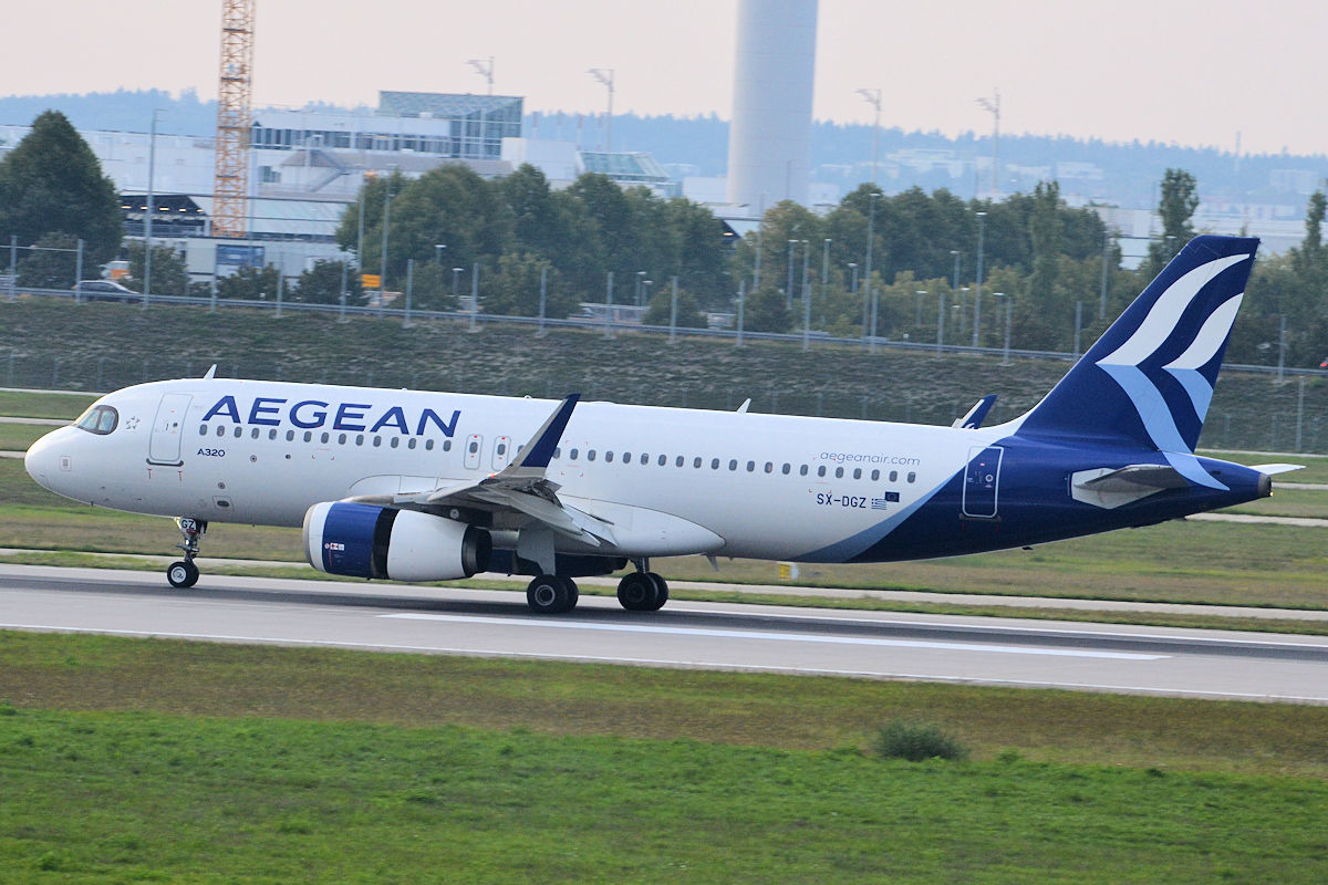 SX-DGZ/SXDGZ Aegean Airlines Airbus A320-232(SL) Photo by Warthog1 - AVSpotters.com