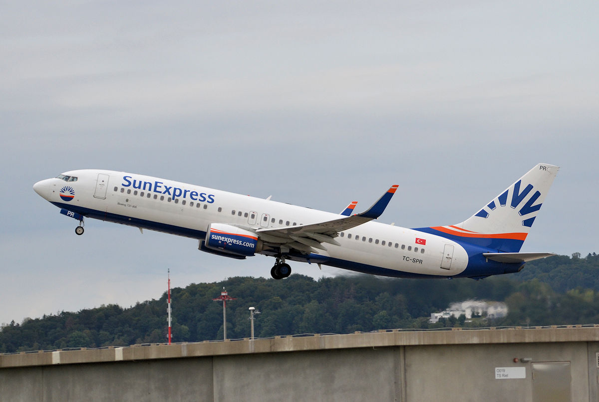 TC-SPR/TCSPR SunExpress Boeing 737-8JP(WL) Photo by Warthog1 - AVSpotters.com