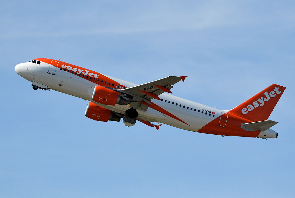 HB-JXB/HBJXB easyJet Switzerland Airbus A320-214 Photo by Warthog1 - AVSpotters.com