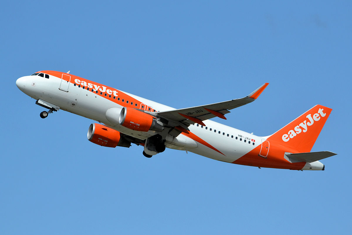 HB-JXU/HBJXU easyJet Switzerland Airbus A320-214(SL) Photo by Warthog1 - AVSpotters.com