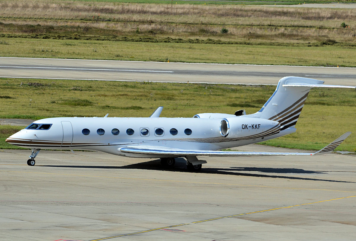 OK-KKF/OKKKF Corporate Gulfstream G650ER Photo by Warthog1 - AVSpotters.com