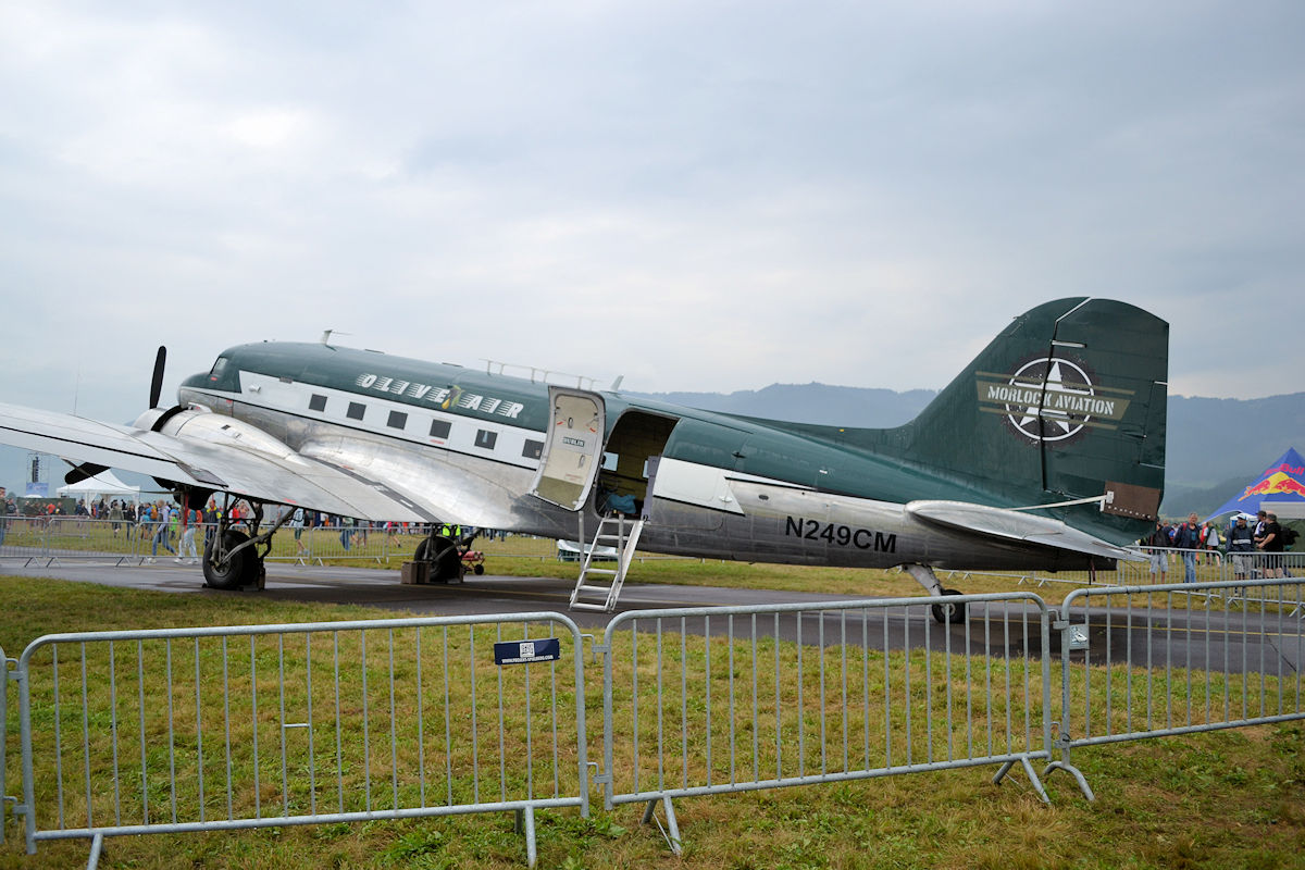 N249CM/N249CM Private Douglas DC-3 Airframe Information - AVSpotters.com